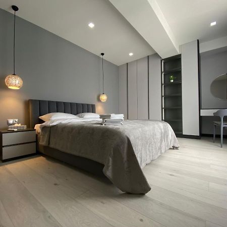 Minimalist Style Apartment With Best Location Chişinau Exteriör bild
